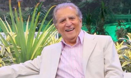 Carlos Alberto de Nóbrega recebe alta após cirurgia no cérebro: -<i>Meu eterno agradecimento pelo calor humano</i>