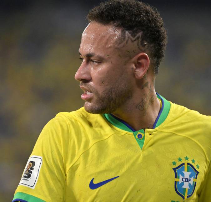 Empregada acusa Neymar Jr. de exploração trabalhista e pede indenização de dois milhões de reais