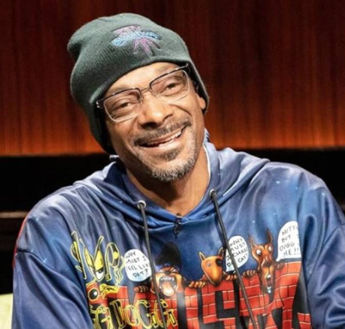 Snoop Dogg faz postagem anunciando que vai parar de fumar: <i>Por favor, respeite minha privacidade neste momento</i>
