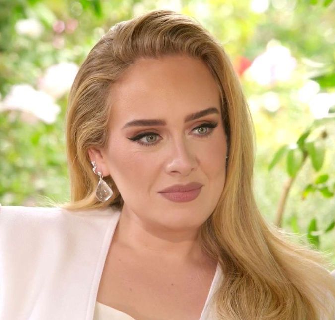 Adele teria confirmado casamento com Rich Paul durante show de comédia; saiba mais! A cantora e o agente de esportes estão juntos há dois anos