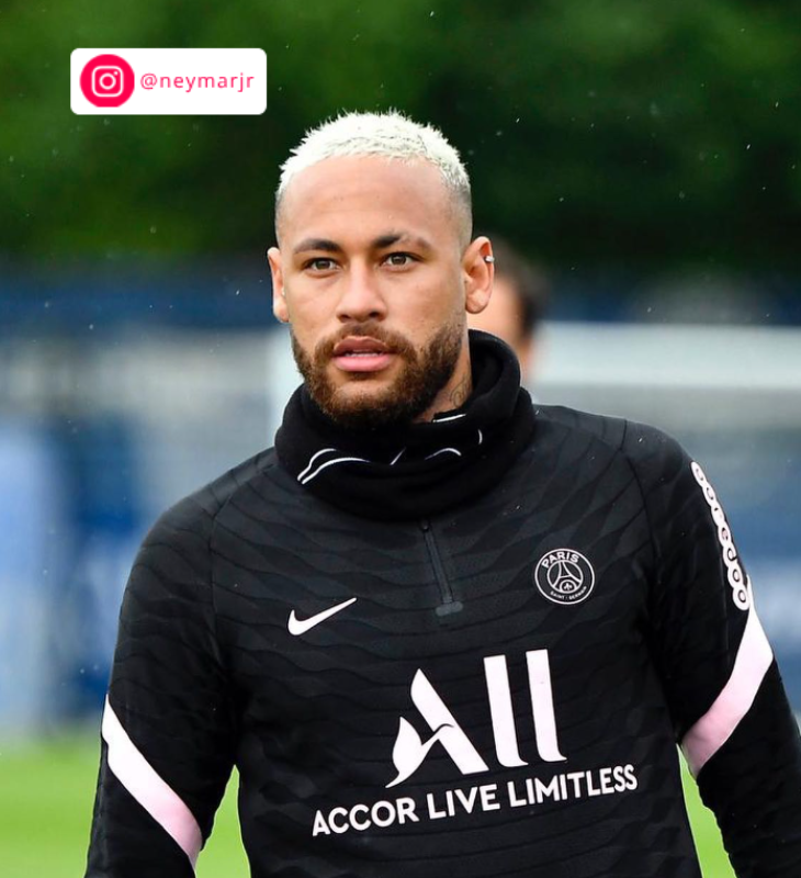 Óculos de grau, boné para trás, bermuda... Confira, em detalhes, tudo ...