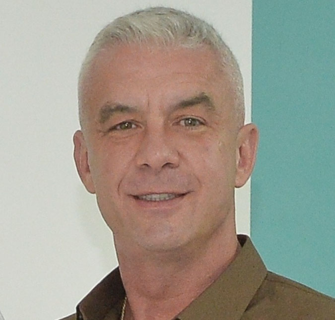 Alexandre Correa desmente notícia de que anda armado: <i>Afirmação criminosa e que não condiz com a realidade</i>