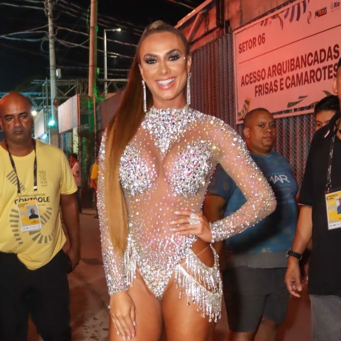 Nicole Bahls rebate acusações de que usaria bolsas falsas: <i>- Prefiro comprar ração</i>