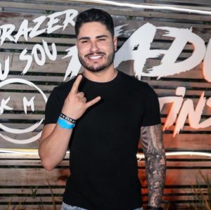 Após se assumir bissexual, Lucas Souza fala sobre repercussão e apoio: <i>Fiquei surpreso</i>