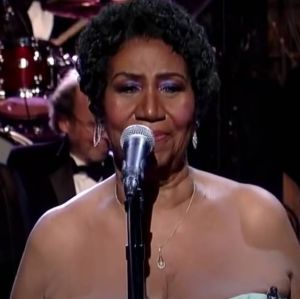 Testamento de Aretha Franklin decide quem vai herdar fortuna avaliada em 389 milhões de reais da cantora
