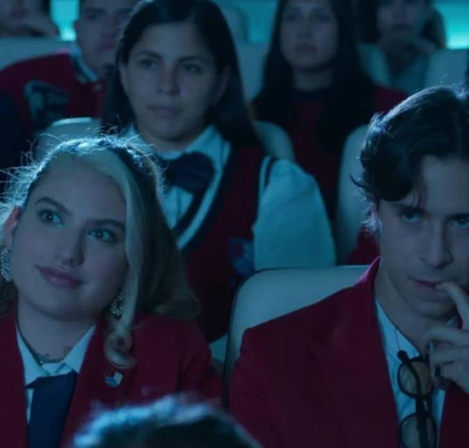 A série mexicana Rebelde foi cancelada em maio de 2023 pela Netflix após apenas duas temporadas. O remake e continuação da histórica novela mexicana tinha a atriz brasileira Giovanna Grigio no elenco. Segundo informações de um dos atores, a plataforma de streaming não deu nenhuma explicação oficial aos produtores, que apenas teriam repassado que a 3ª temporada não aconteceria. A série mexicana Rebelde foi cancelada em maio de 2023 pela Netflix após apenas duas temporadas. O remake e continuação da histórica novela mexicana tinha a atriz brasileira Giovanna Grigio no elenco. Segundo informações de um dos atores, a plataforma de streaming não deu nenhuma explicação oficial aos produtores, que apenas teriam repassado que a 3ª temporada não aconteceria.