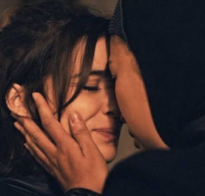 Warrior Nun foi cancelada pela Netflix após duas temporadas, em dezembro de 2022, causando diversas polêmicas que fulminam o constante cancelamento de séries com tématicas LGBTQIA+ por parte da plataforma de streaming. No entanto, após uma forte campanha de fãs para o retorno da série, o criador Simon Barry disse, no final de junho de 2023, que a produção voltaria como um trilogia de longa-metragens - mas não proveu detalhes do formato. Warrior Nun foi cancelada pela Netflix após duas temporadas, em dezembro de 2022, causando diversas polêmicas que fulminam o constante cancelamento de séries com tématicas LGBTQIA+ por parte da plataforma de streaming. No entanto, após uma forte campanha de fãs para o retorno da série, o criador Simon Barry disse, no final de junho de 2023, que a produção voltaria como um trilogia de longa-metragens - mas não proveu detalhes do formato.