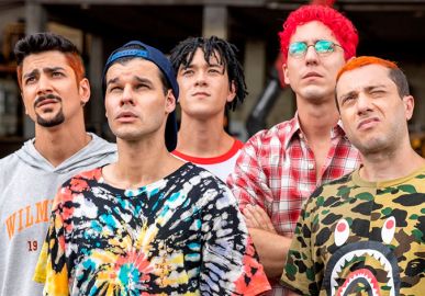 Filme <I>Mamonas Assassinas - O Impossível Não Existe</i> resgata história do quinteto e mostra o motivo do sucesso ser imortal