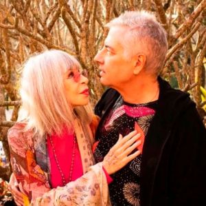 Você sabe como eles se conheceram? Relembre a história de amor de Rita Lee e Roberto de Carvalho