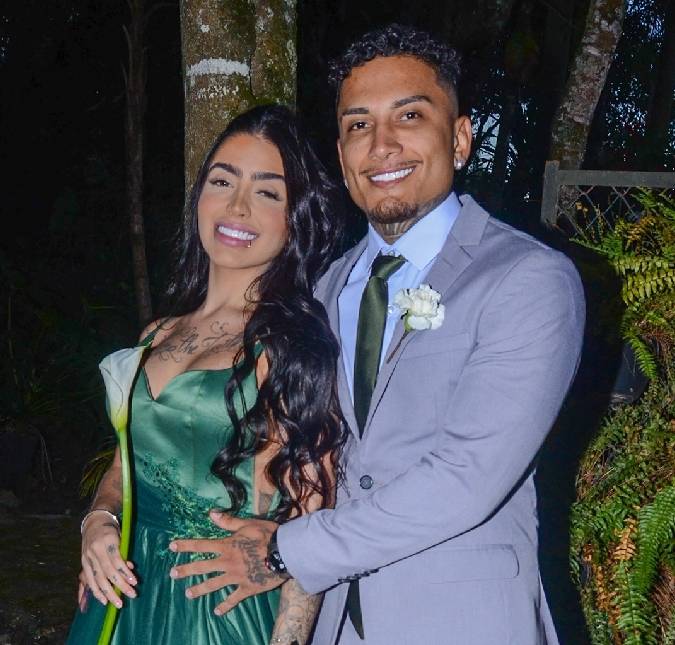 Dynho Alves mostra MC Mirella após parto e comemora nascimento da filha: <i>- Dia mais feliz da minha vida</i>