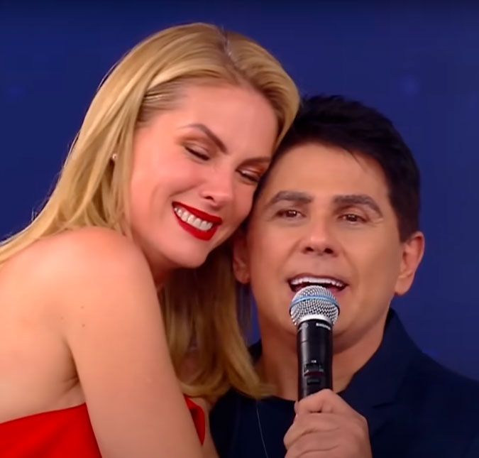 Ana Hickmann se emociona com presente de Cesar Filho e reflete sobre ano difícil: - Não tenho medo do futuro A apresentadora ganhou belos itens no amigo secreto