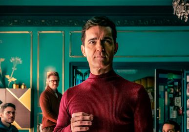Em nova série de <I>La Casa de Papel</i>, Berlim se mostra um homem perdidamente apaixonado (e quase desesperado). Veja o que esperar!