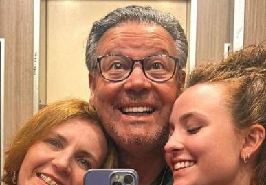 Sem compradores, pais de Larissa Manoela decidem alugar mansão por 25 mil reais