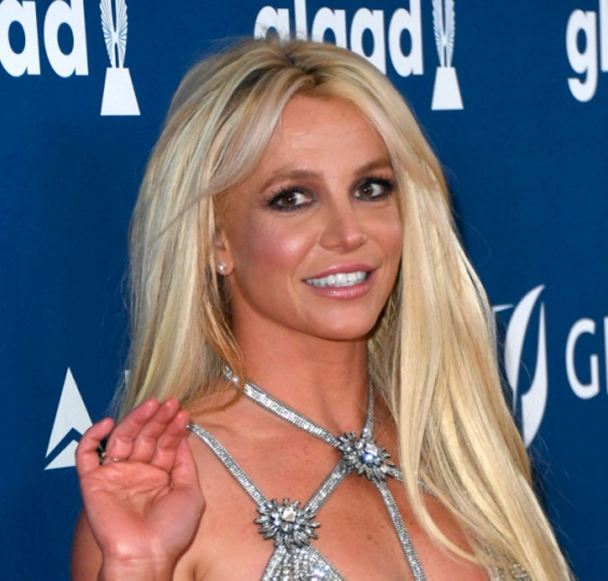 Britney Spears ainda estaria namorando seu antigo empregado doméstico Paul Richard