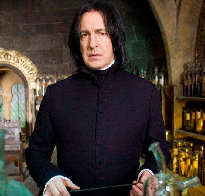Que tal relembrar o legado do intérprete de Severo Snape?