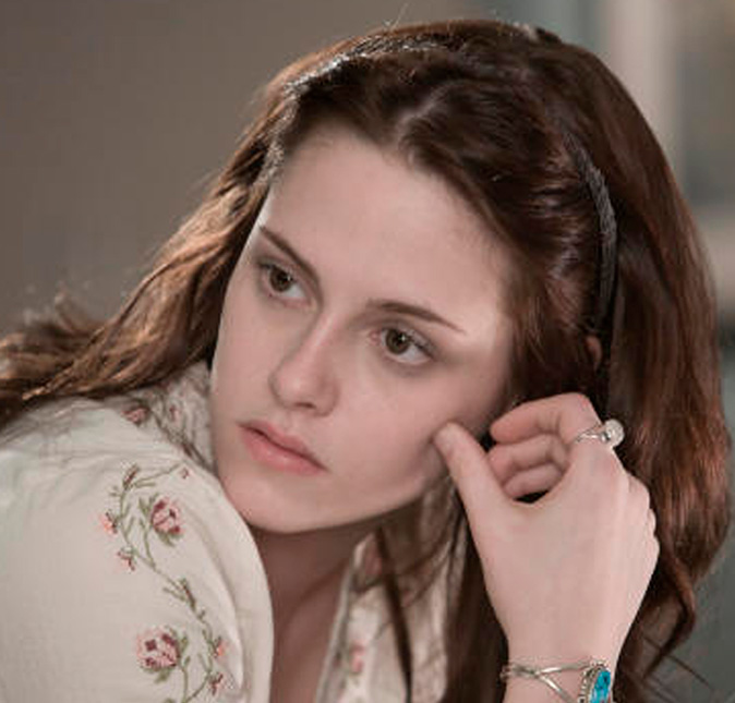 Kristen Stewart acha que <I>Crepúsculo</i> é um filme muito <I>gay: Tudo tão reprimido e condenado</i>