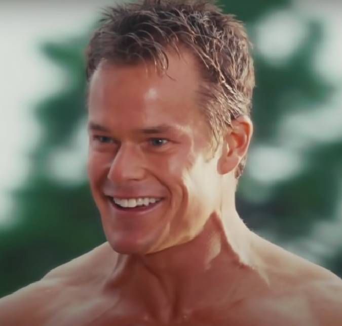 Morte de Alec Musser, ator de Gente Grande, tem reviravolta e polícia revela causa, diz site Noiva do astro havia previamente afirmado suspeitar de complicações de Covid 19, mas suspeita é descartada