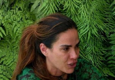Wanessa Camargo é vista aos prantos no <i>BBB24</i> e cogita desistência: <i>- A gente tem tudo a perder</i>