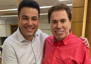 Silvio Santos renova o visual e faz rara aparição nas redes sociais: <i>Ele está ótimo</i>