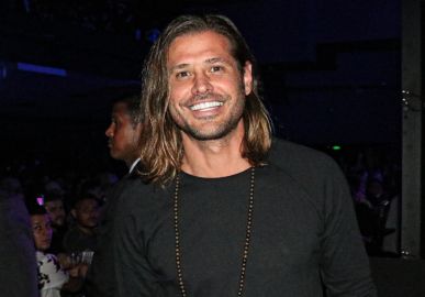 Dado Dolabella abre processo por danos morais após ataques nas redes sociais