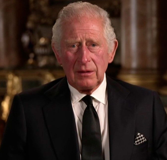 Rei Charles III está com câncer, informa Palácio de Buckingham