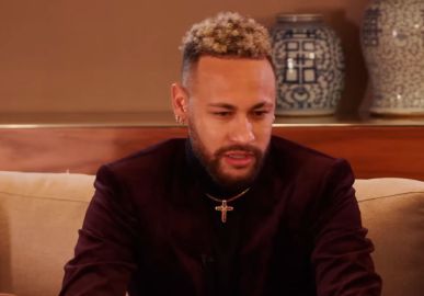 Neymar Jr. comemora aniversário com festa restrita a amigos e familiares: <i>Chorei, sorri e fui muito feliz no meu dia</i>