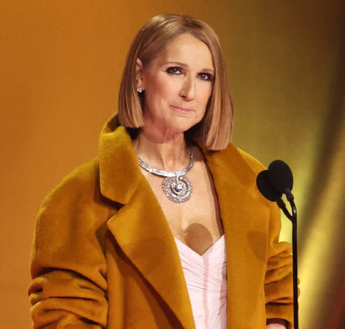 Fonte próxima à Céline Dion diz que cantora espera fazer mais aparições públicas após <i>Grammy 2024</i>