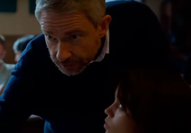 Wandinha e Hobbit em momentos <i>calientes</i>? Cena de sexo de Jenna Ortega e Martin Freeman em filme viraliza na <i>web</i>