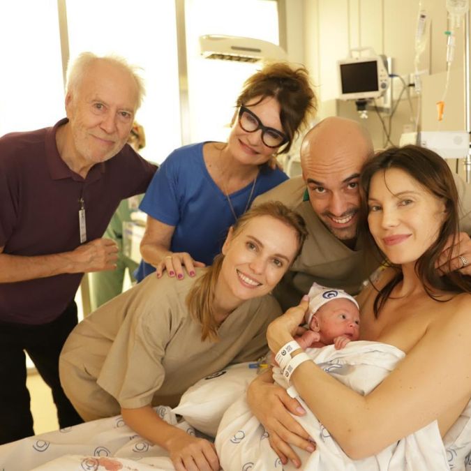 Júlia Pereira dá à luz segunda filha e se declara: <i>- Estou com meu coração transbordando de alegria</i>
