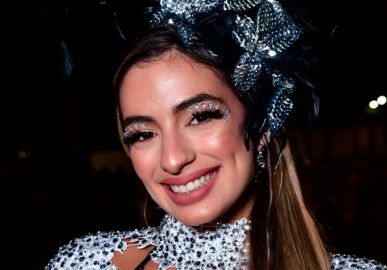 Julia Puzzuoli entrega ansiedade para desfilar no Carnaval e revela qual seria seu perfil de participante no <i>BBB</i>