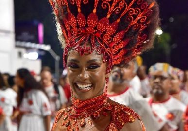 Erika Januza declara amor à Unidos da Viradouro e fala sobre preparações para o desfile