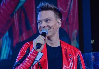 Michel Teló relembra como conheceu Thais Fersoza e comenta expectativas para seu bloco de Carnaval