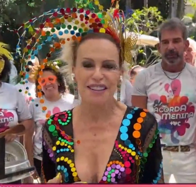 Após afastamento por <i>piriri</i>, Ana Maria Braga usa fantasia de Carnaval e se joga na folia durante programa