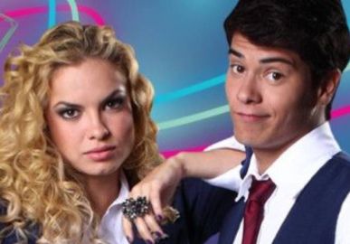 Casal em <i>Rebelde Brasil</i> e ex-namorados, Arthur Aguiar e Lua Blanco selam a paz depois de 11 anos sem se falar
