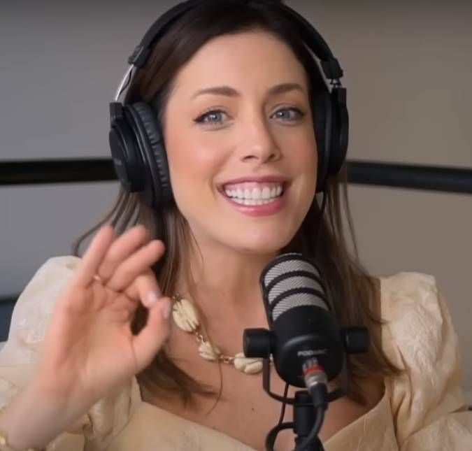 A influenciadora está em tratamento contra o câncer e, recentemente, teve que raspar o cabelo devido à quimioterapia