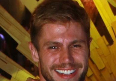 Solteiro, Jonas Sulzbach curte pela primeira vez Carnaval de Recife: <i>Surreal</i>