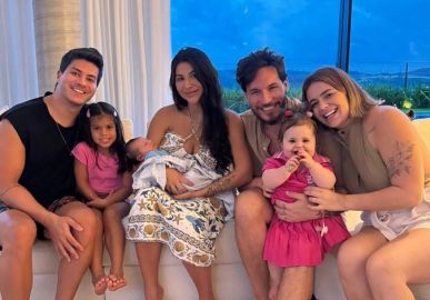Viih Tube e Eliezer conhecem recém-nascido de Arthur Aguiar e Jhenny Santucci