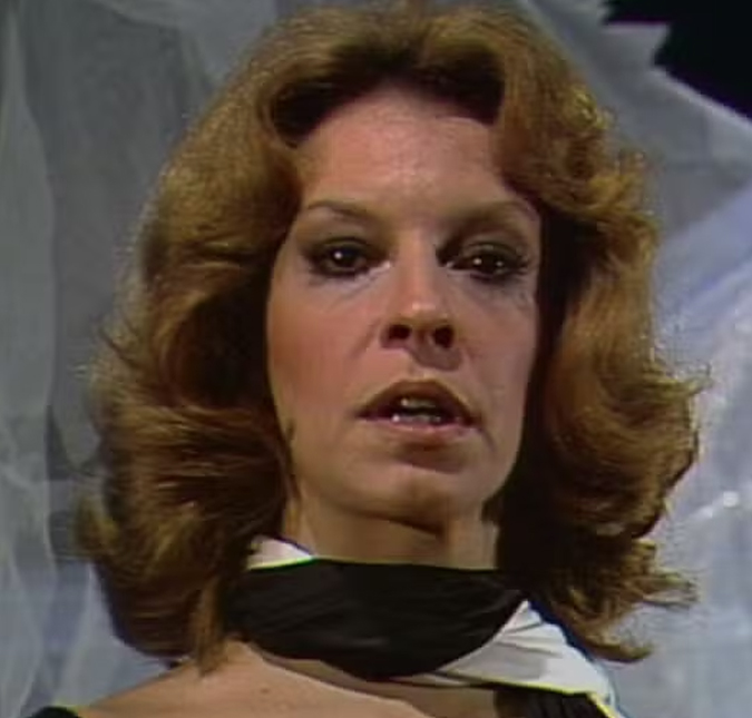 Morre Regina Vianna, atriz de <i>Dancin' Days</i>, aos 81 anos de idade