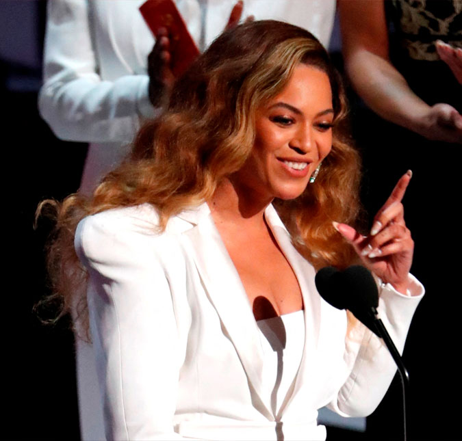 Beyoncé se torna primeira mulher negra a estar no topo da <i>Billboard’s Hot Country Songs</i>