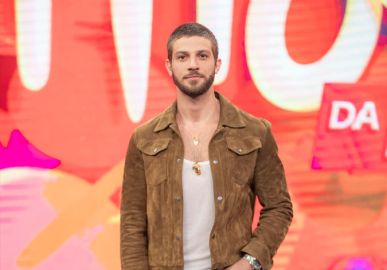 Chay Suede revela que contraiu dengue e já está curado: <i>Que sufoco</i>