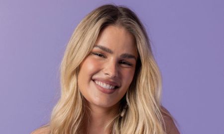 Yasmin Brunet estaria vivendo <I>affair</i> com influenciadora de 24 anos de idade, diz jornal