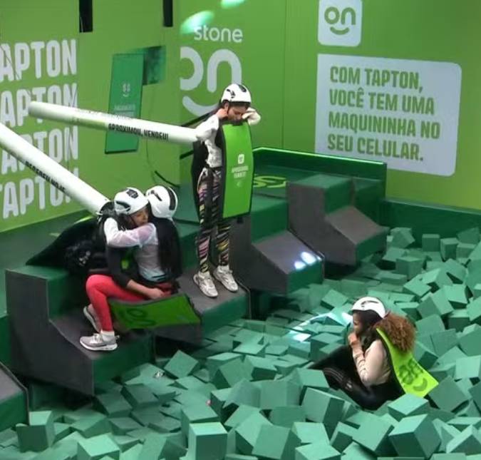 Beatriz e Isabelle são a última dupla a deixar prova de resistência no <i>BBB24</i>; liderança será decidida no programa ao vivo