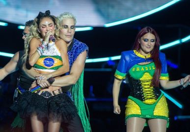 Marido de Anahí estaria envolvido em desvio de dinheiro da turnê do <I>RBD</i> - e a cantora sabia do roubo de milhões, diz jornalista
