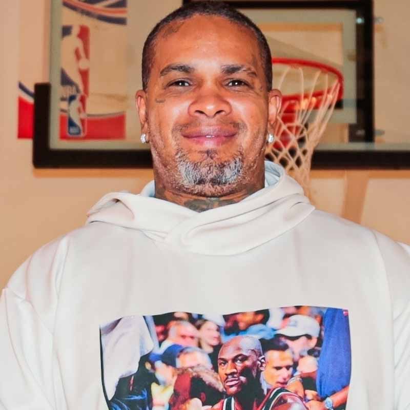 Filho de Rodriguinho homenageia o pai no dia do aniversário e relembra briga: <i>Já pedi perdão a Deus, mas ainda não a você</i>