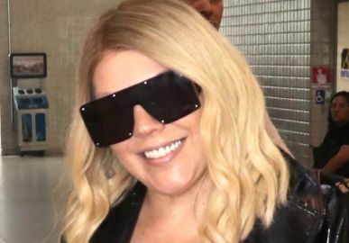 Simony relembra força para lidar com tratamento contra câncer: <i>Só quem passa sabe a montanha-russa de sentimentos que é</i>