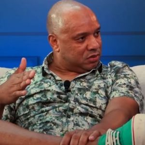 Anderson Leonardo, do <I>Molejo</I>, faz imunoterapia para câncer raro