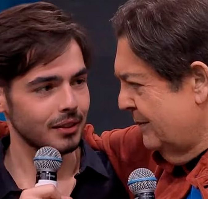 Filho de Fausto Silva atualiza estado de saúde do apresentador após transplante de rim O artista segue internado em São Paulo