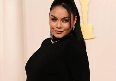 Vanessa Hudgens anuncia gravidez em tapete vermelho do Oscar 2024