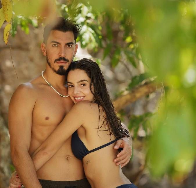 Após ficar noiva de Gabriel David, Giovanna Lancelloti abre álbum de fotos em viagem pela Tailândia Atriz e o diretor de marketing estão juntos desde agosto de 2021. Eles revelaram que ficaram noivos nesta sexta feira, dia 15