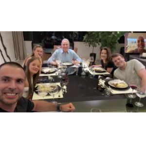 Fabiana Justus compartilha foto de jantar em família enquanto está internada para tratar câncer. Veja o que se sabe sobre a leucemia da influenciadora